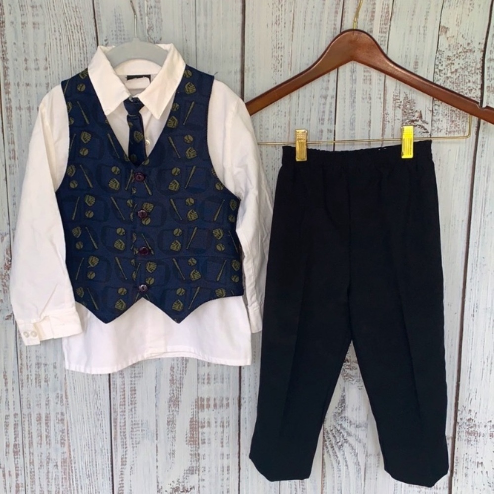 Boys 4 Pc Vest Suit